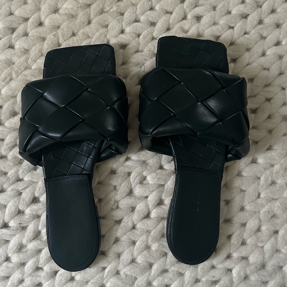 Bottega Veneta Lido Flat Sandal